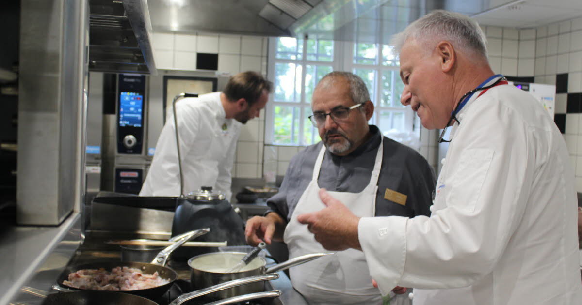 En images. Les chefs de la restauration collective honorés par les pros de la gastronomie à Marcy-l'Étoile