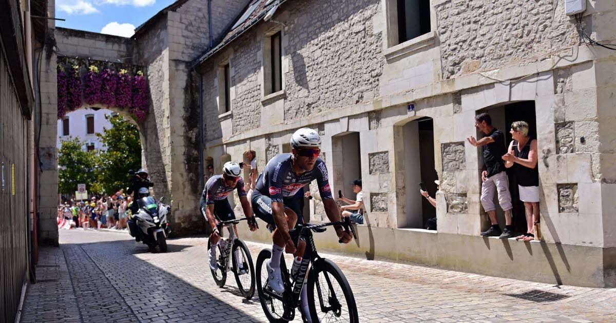 En direct Tour de France 2025. Le peloton accélère, Mathieu van der Poel résistera-t-il ? Suivez la 9e étape