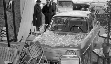 En images. L'apocalypse à Feyzin, le plus grand magasin Carrefour d'Europe, les Stones à Lyon... Dans les archives du Progrès en 1966