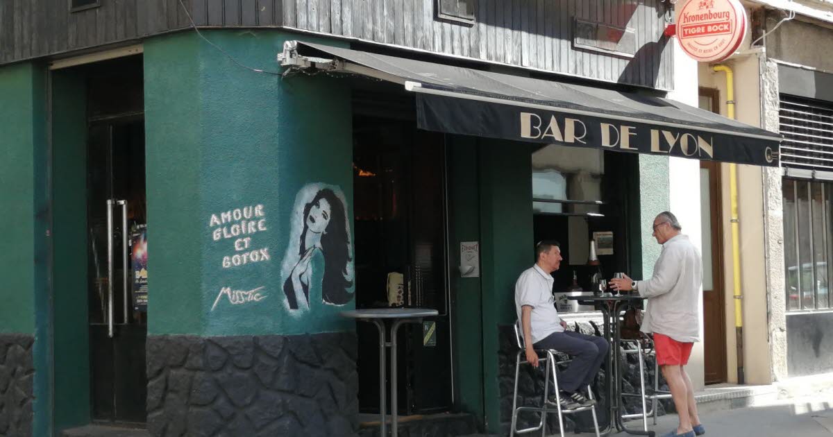 Les bars historiques de Saint-Étienne. Le Bar de Lyon a su conserver son âme à travers les décennies
