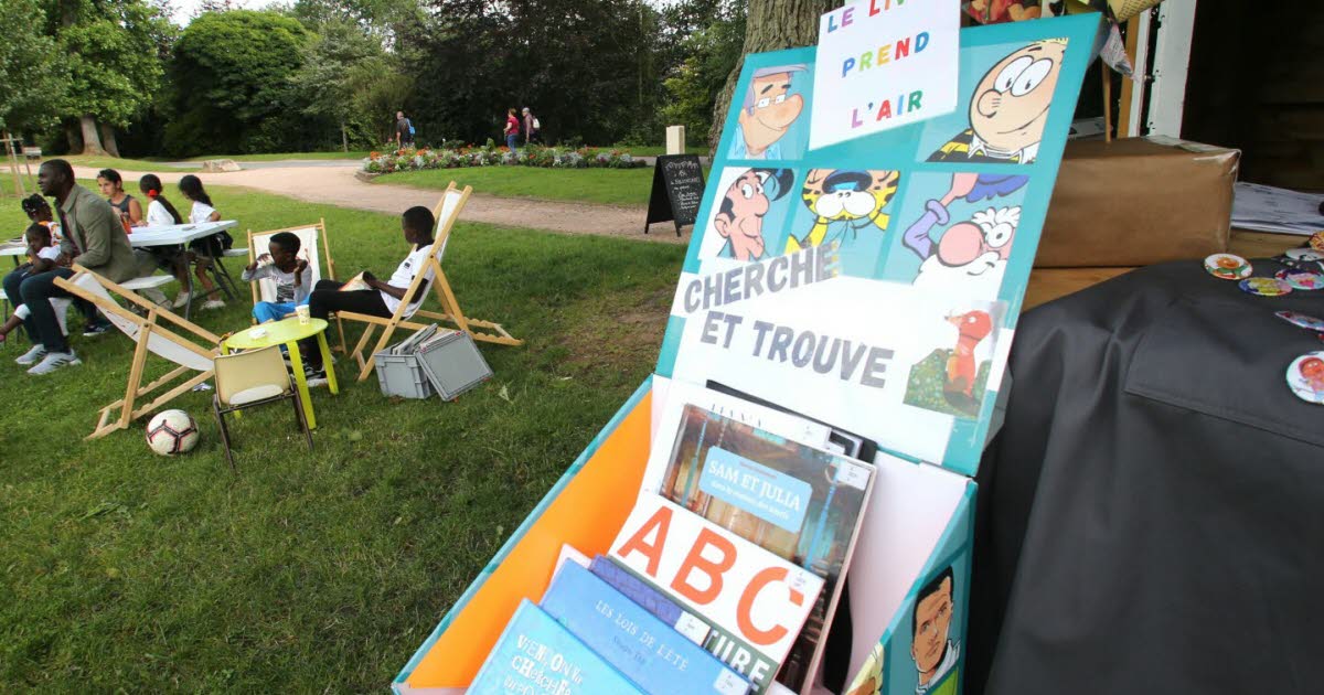 Vosges. À Épinal, comme le veut la tradition estivale, le livre prend l’air au parc du château