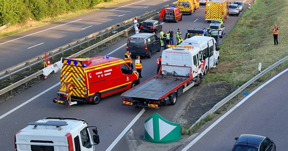 une motarde meurt après une violente collision, l'autoroute fermée durant près de deux heures