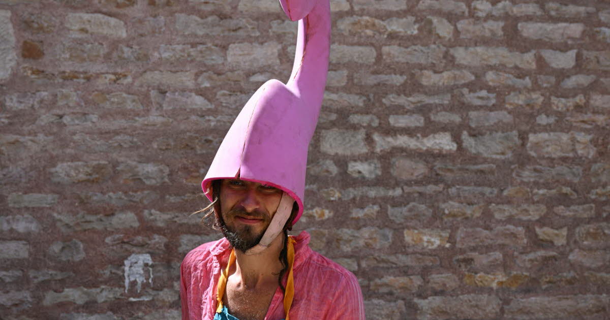 Hello Ketty. Les images décalées de Chalon dans la rue de notre photographe