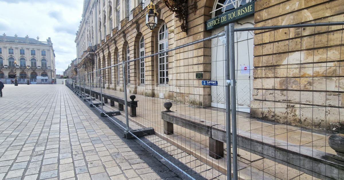 des bus déviés jusqu’à vendredi, un côté de l’hôtel de ville sécurisé