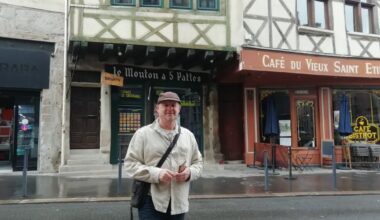 Saint-Étienne. Ils reprennent Le Mouton à 5 pattes et veulent en faire un lieu associatif et artistique