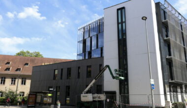 Strasbourg. L’INSP (ex-ENA) troque sa façade végétale contre des plantes grimpantes