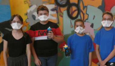 Frouard. Un graff pour décorer la mezzanine dédiée aux ados