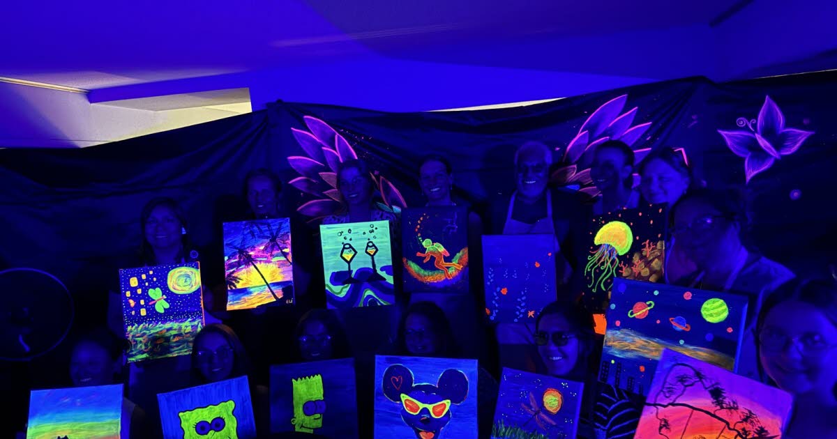 Strasbourg. Soirée apéro peinture : peindre dans le noir