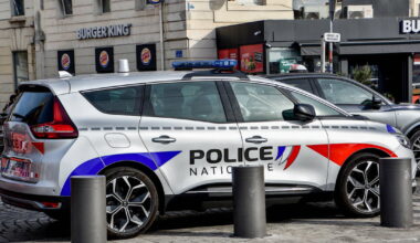 Marseille. Des policiers percutés et visés par des projectiles, une vidéo devient virale sur internet