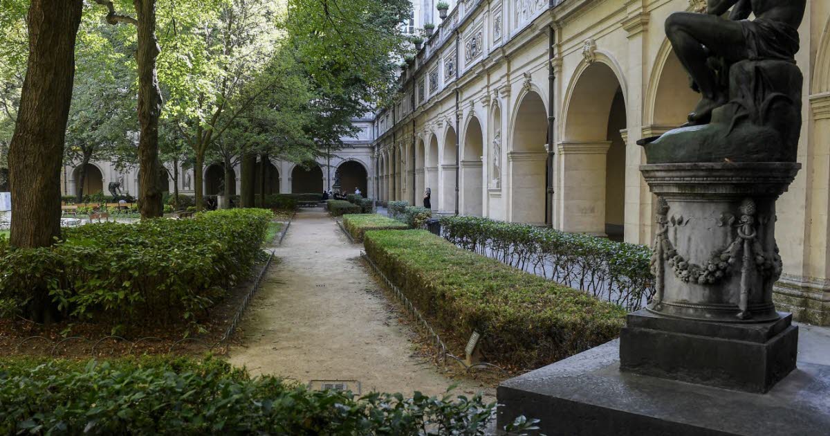 Lyon. Le musée des Beaux-Arts, du jardin aux collections