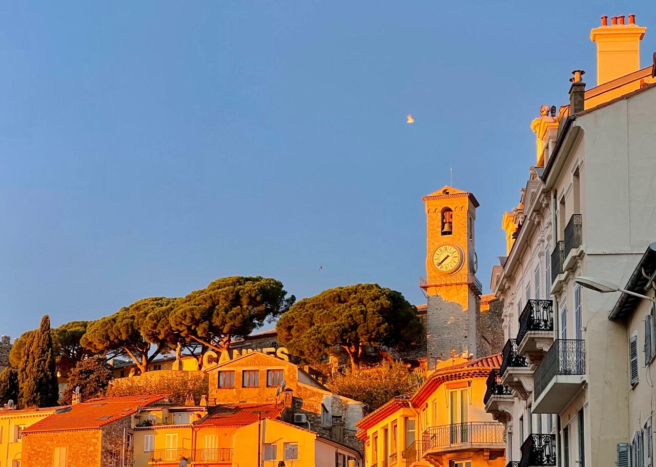 Cette ville côtière près de Nice est la plus instagrammée de France : voici laquelle