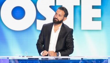 Cyril Hanouna en couple avec Kelly Vedovelli ? Rififi entre les deux, la preuve avec cette photo