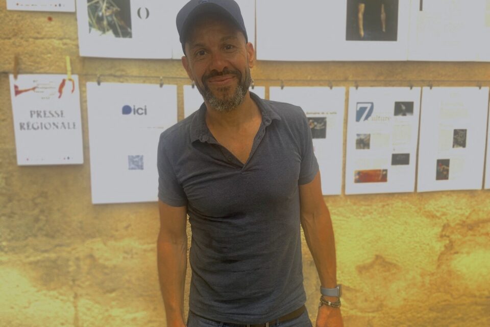 Mourad Merzouki retrouve Montpellier Danse pour deux rendez-vous inédits : l'un au Corum, l'autre sur la place de la Comédie samedi soir