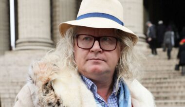 Line Renaud a 97 ans : Pierre-Jean Chalençon dérape affreusement, “j’espère que ce sera son dernier”
