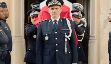 Tout le quartier du Mistral rend hommage à Samuel lors de ses obsèques, sauf Morgane... Le résumé de l'épisode 376 du mardi 15 juillet 2025
