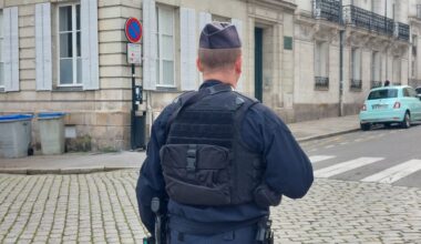 Drogues, armes, gilet pare-balles... Il cachait un trafic dans son appartement près de Nantes