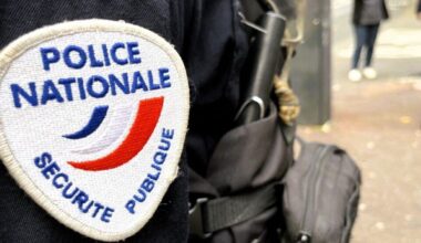 la police désagrège la petite équipe