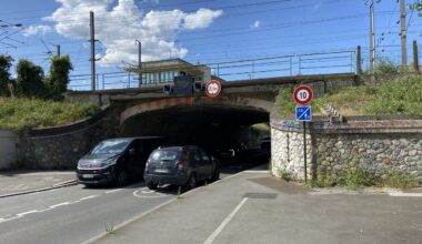 la SNCF entreprend des travaux sur un pont, la circulation perturbée dans cette rue très empruntée