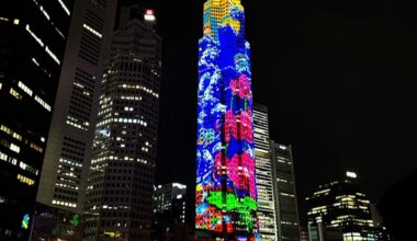 Un projecteur de 250 millions de pixels transforme ce gratte-ciel en écran géant de 280 m, un record