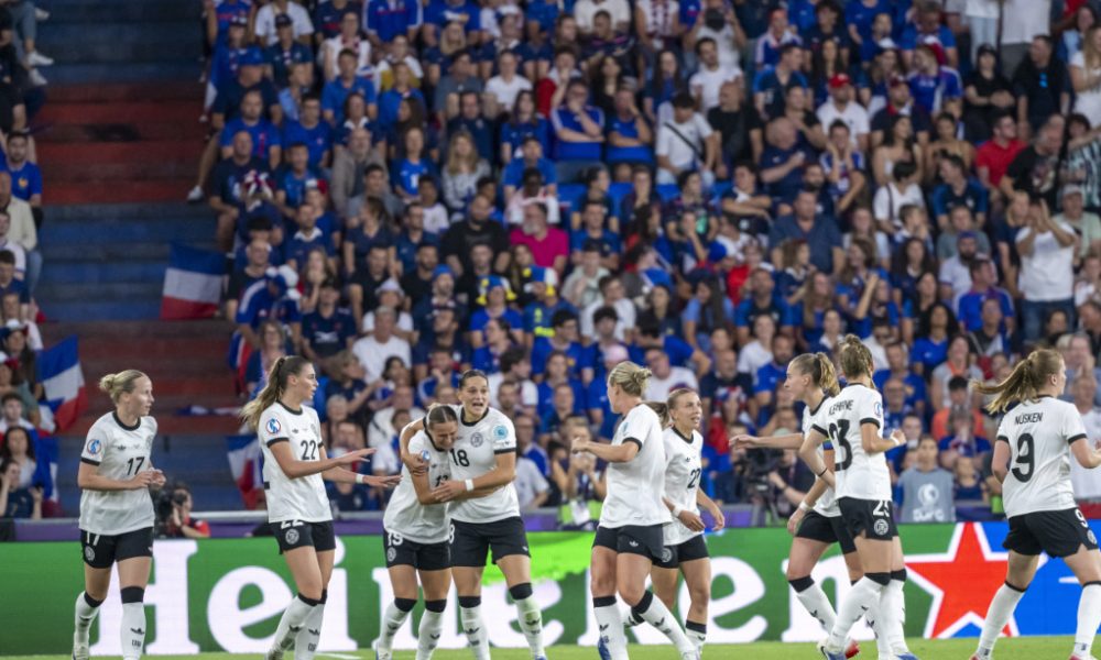 Public majoritairement féminin pour France - Allemagne