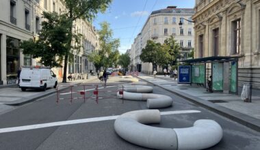 Lyon. Le prix des nouveaux bancs rue de la République, qui font débat, enfin dévoilé