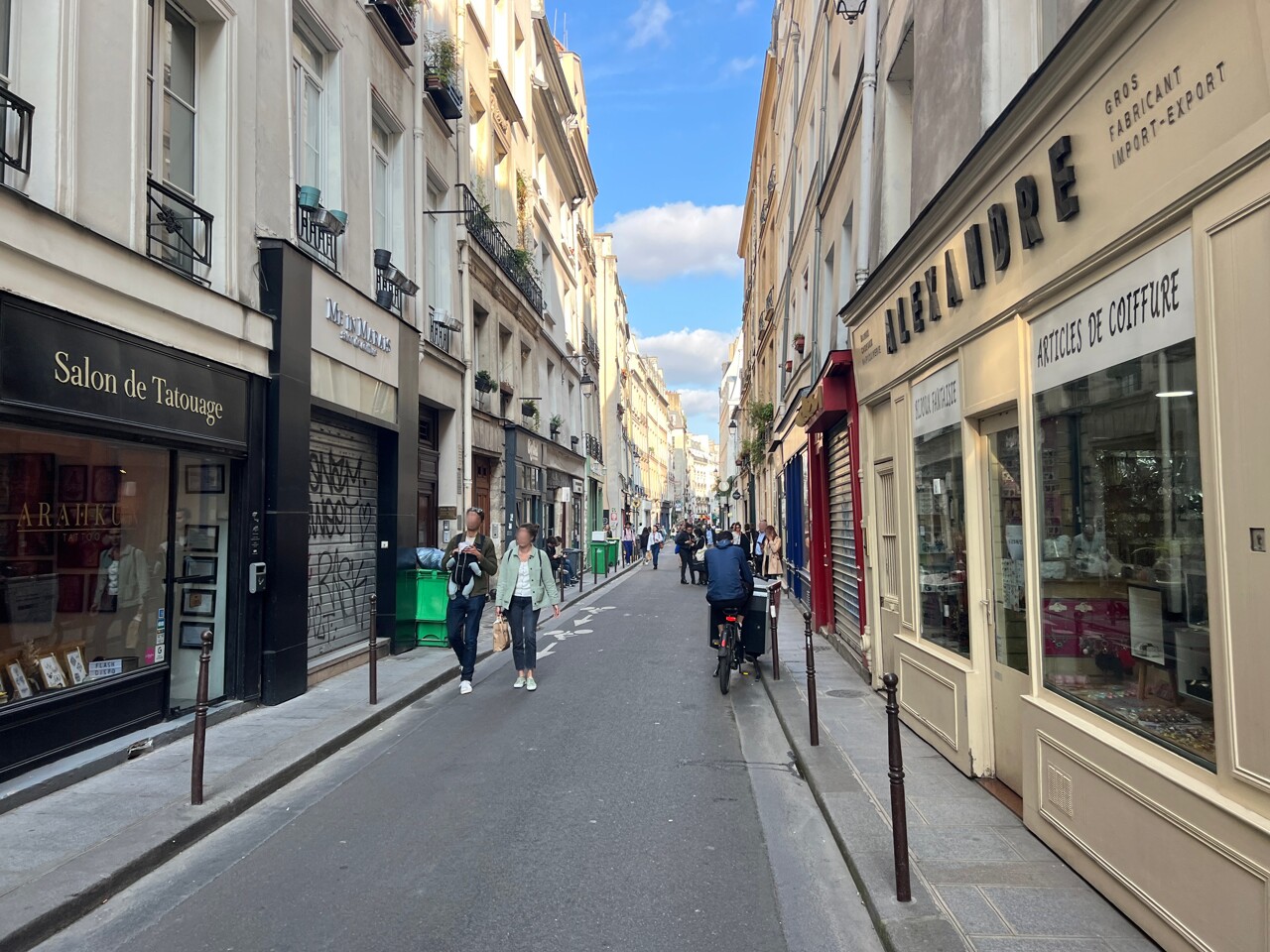 la bévue procédurale d'Anne Hidalgo profite aux propriétaires d'un immeuble dégradé du Marais