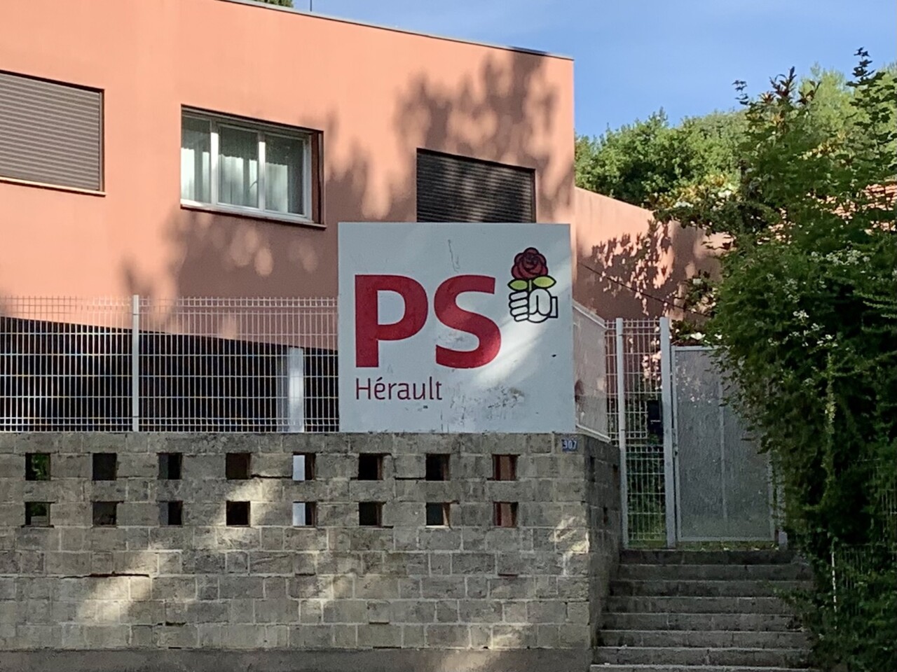 en attendant Olivier Faure, le PS au secours de Michaël Delafosse