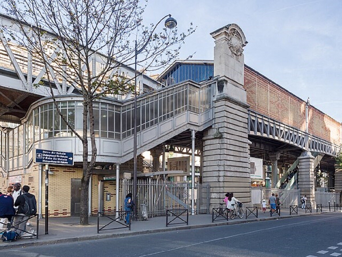 pourquoi cette station de métro a-t-elle fermé ce dimanche sur ordre de la préfecture de Police