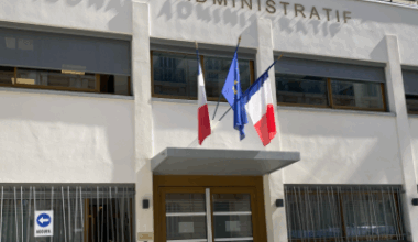 Mandelieu-La Napoule : le TA de Nice dit non à l’interdiction des tenues (…)