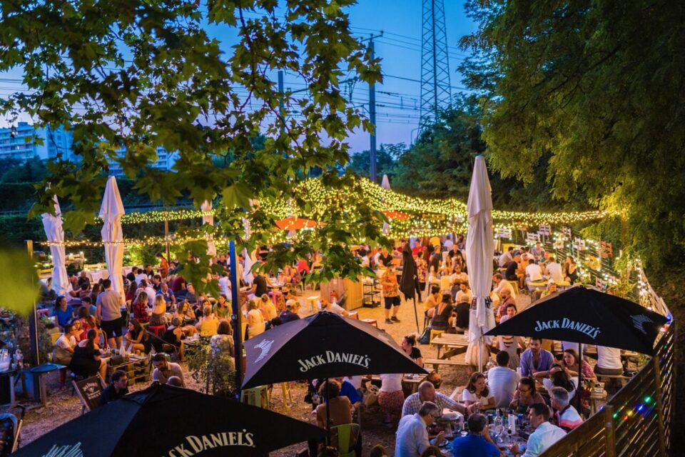 Les employés des Terrasses de l'Atelier travailleront uniquement du mercredi au samedi, en horaires de soir, cette saison
