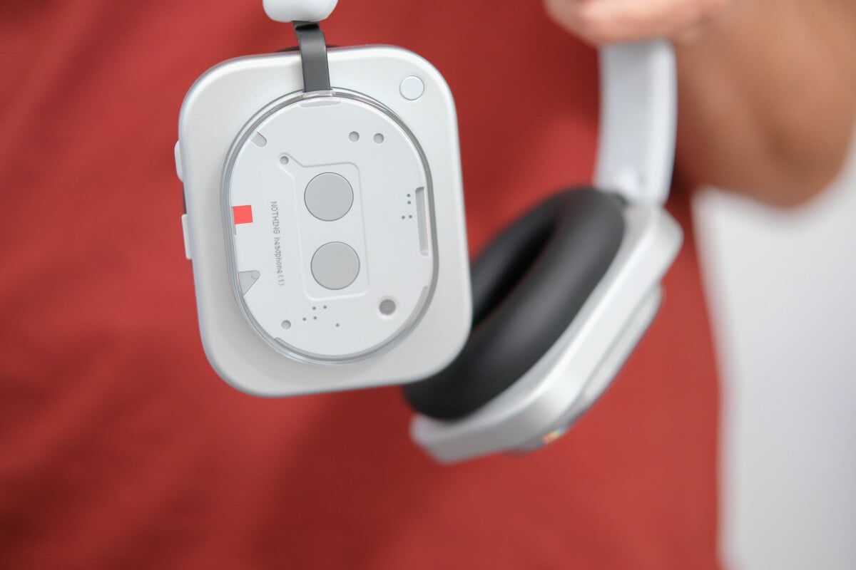 Nothing Headphone (1)