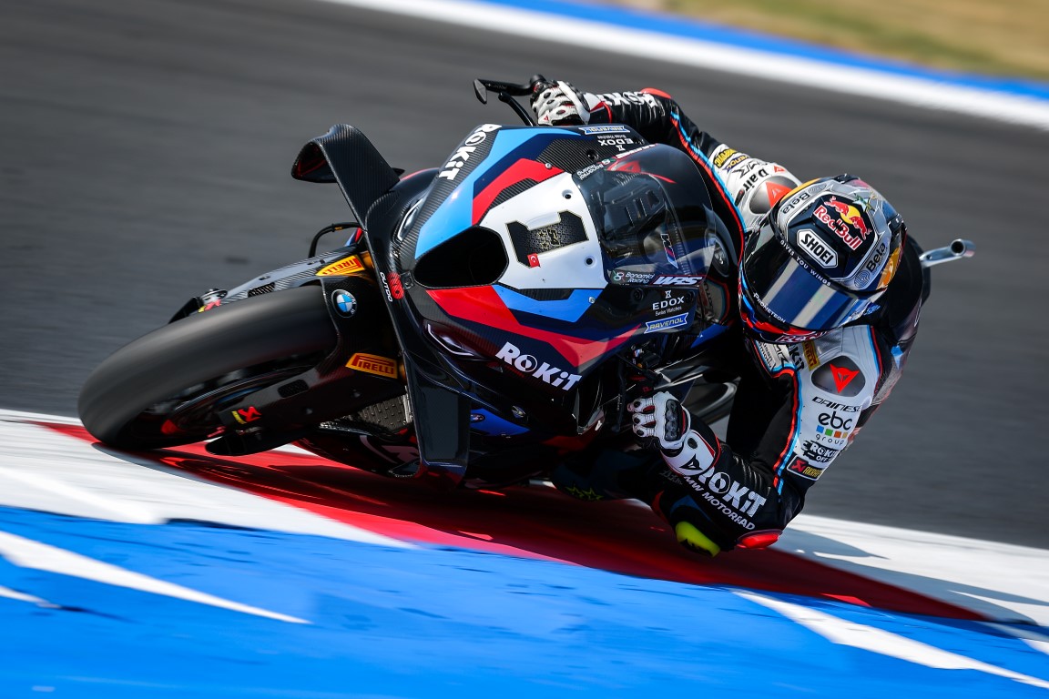 Toprak Razgatlioglu rugit dans le MotoGP : le coup audacieux de Pramac Racing bouleverse le paysage du championnat.