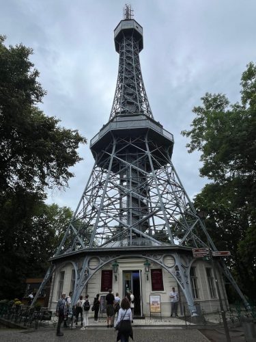 Tour Petřín Prague – Agathe Beekenkamp