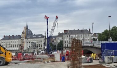 une vidéo montre la construction du nouveau pont