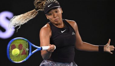 Osaka sauve trois balles de match et renverse Samsonova à Montréal