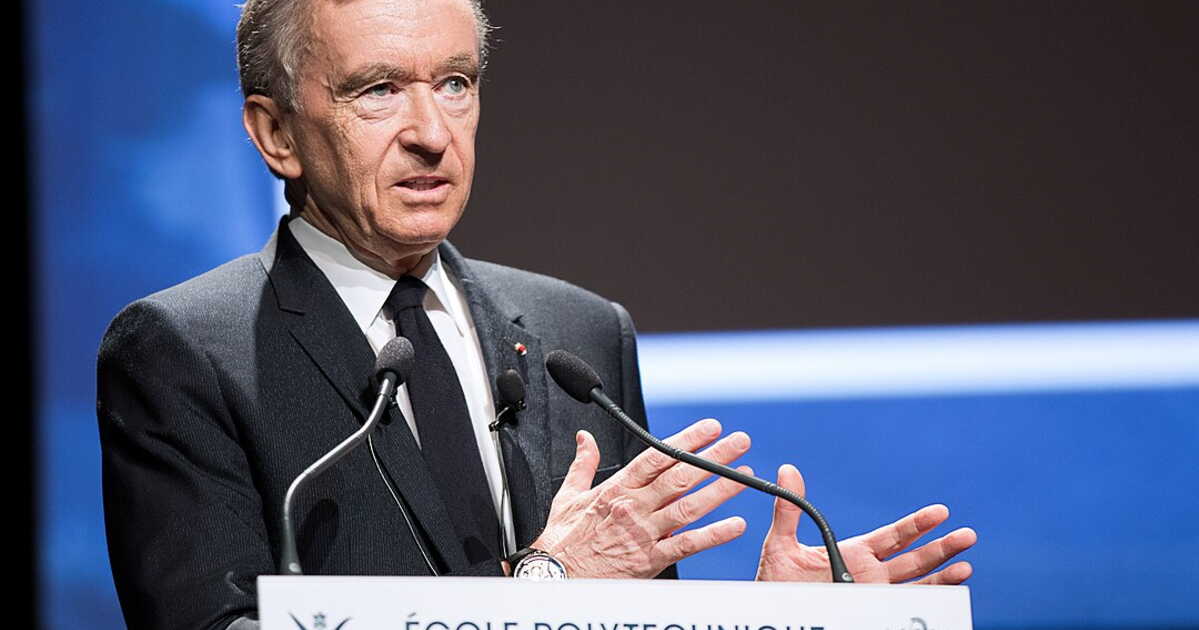 Un nouvel atelier Louis Vuitton aux États Unis : la stratégie de Bernard Arnault face aux droits de douane