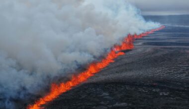 Nouvelle éruption volcanique secoue la péninsule de Reykjanes en Islande, Grindavik évacué