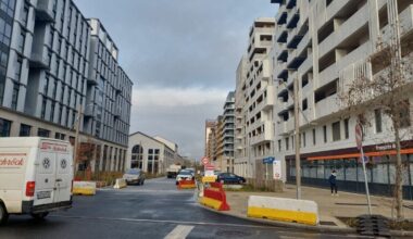 un an après l'accueil des athlètes, combien de logements ont été vendus ?