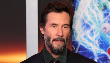 Vous allez adorer Keanu Reeves en ange Gabriel complètement perché dans la bande-annonce démente de Good Fortune