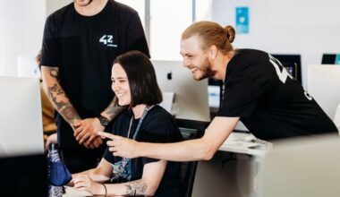 l'École 42 s'installe à Marseille et casse les codes