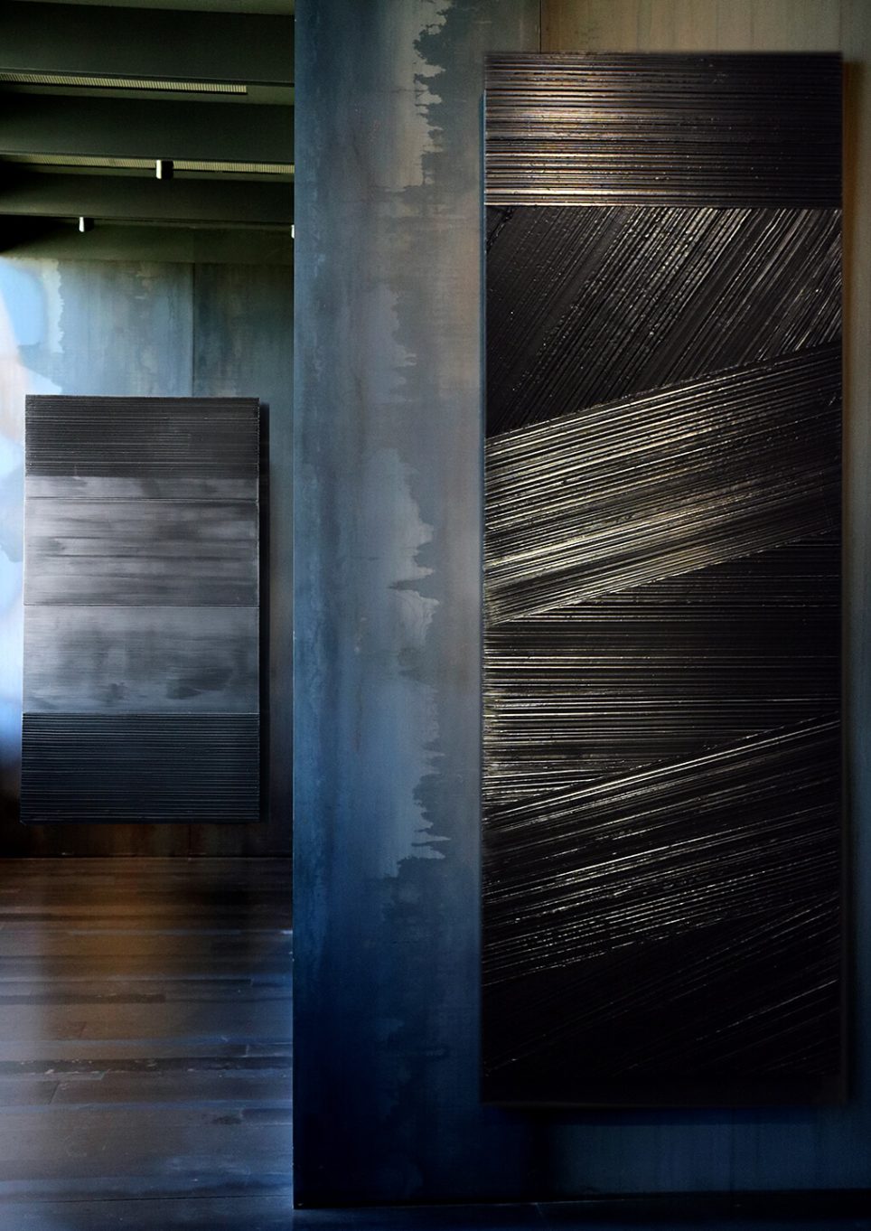 Salle « Outrenoir » du musée Soulages à Rodez