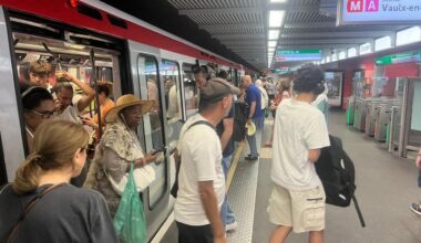Canicule à Lyon. Ce métro TCL est le plus chaud, les Lyonnais souffrent : "On suffoque"
