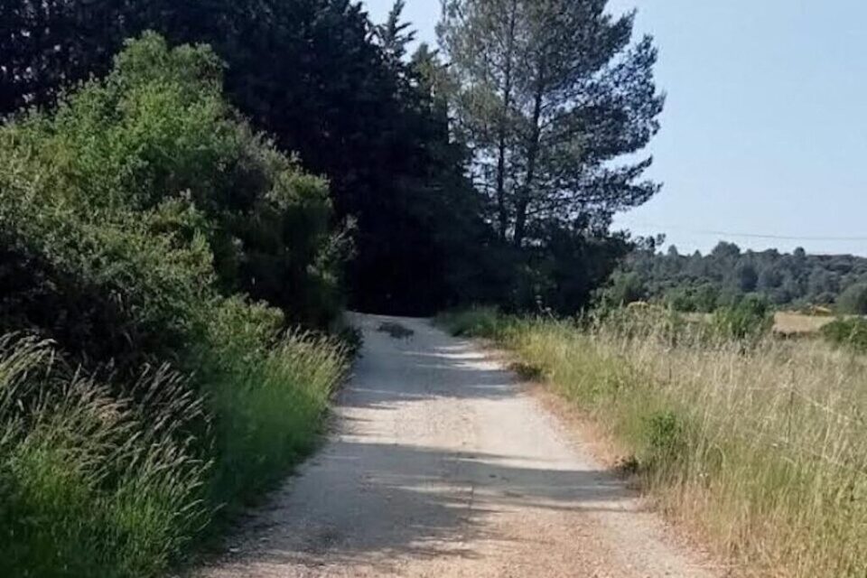 À Vailhauquès, le chemin de la discorde 