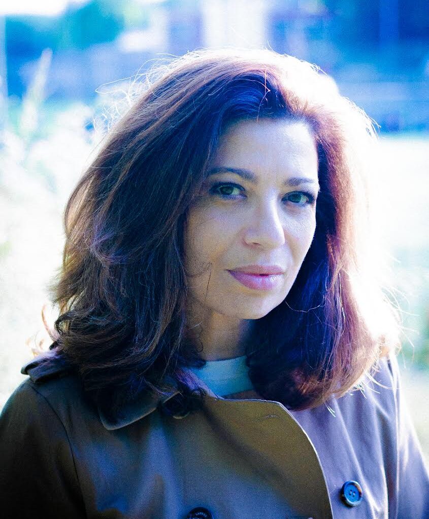 Entretien / Safia Kessas. Journaliste-documentariste : «Pour guérir, il faut reconstruire une histoire où les victimes retrouvent leur dignité»