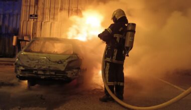 une voiture prend feu dans un parking d'immeuble, 60 pompiers mobilisés