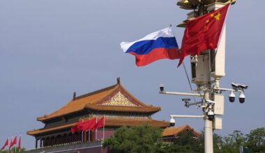 La Chine ne bronche pas face aux menaces américaines sur ses achats de pétrole russe