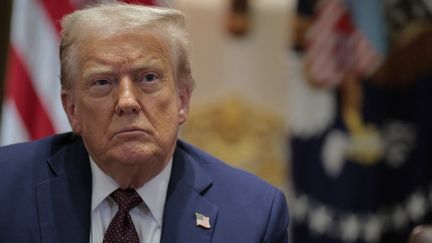 Le président américain, Donald Trump, le 26 août 2025 à la Maison Blanche à Washington (Etats-Unis). (CHIP SOMODEVILLA / GETTY IMAGES NORTH AMERICA / AFP)