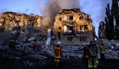 Moscou poursuit son offensive, alors que les Occidentaux espèrent des négociations de paix
