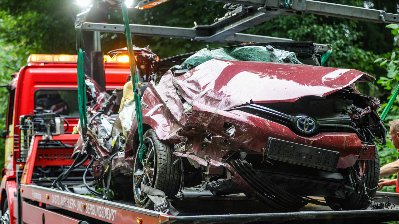 RTL Infos - Drame en Allemagne: Un conducteur de 16 ans tue quatre autres jeunes dans un accident