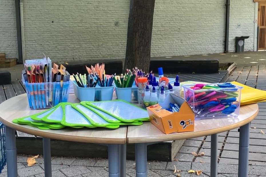 des fournitures scolaires gratuites, une nouvelle école, la mairie de Lille se veut être à "hauteur d'enfants"